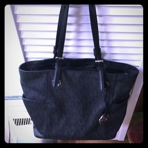 Michael Kors signature jet set tote